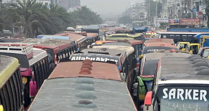 ঈদযাত্রা: সাভার-আশুলিয়ায় ২০ কিমি যানজট, চরম ভোগান্তি