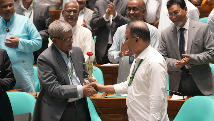 নবনির্বাচিত রাষ্ট্রপতিকে প্রধানমন্ত্রীর অভিনন্দন